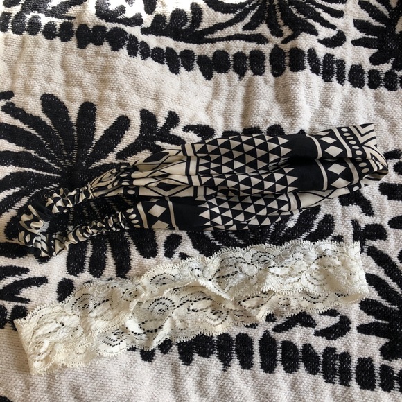 American Eagle Outfitters Accessories - Adorable headband bundle! American Eagle Outfitters Accessories - Adorable headband bundle!